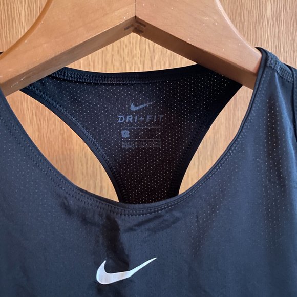 Nike running tank top - Picture 2 of 2